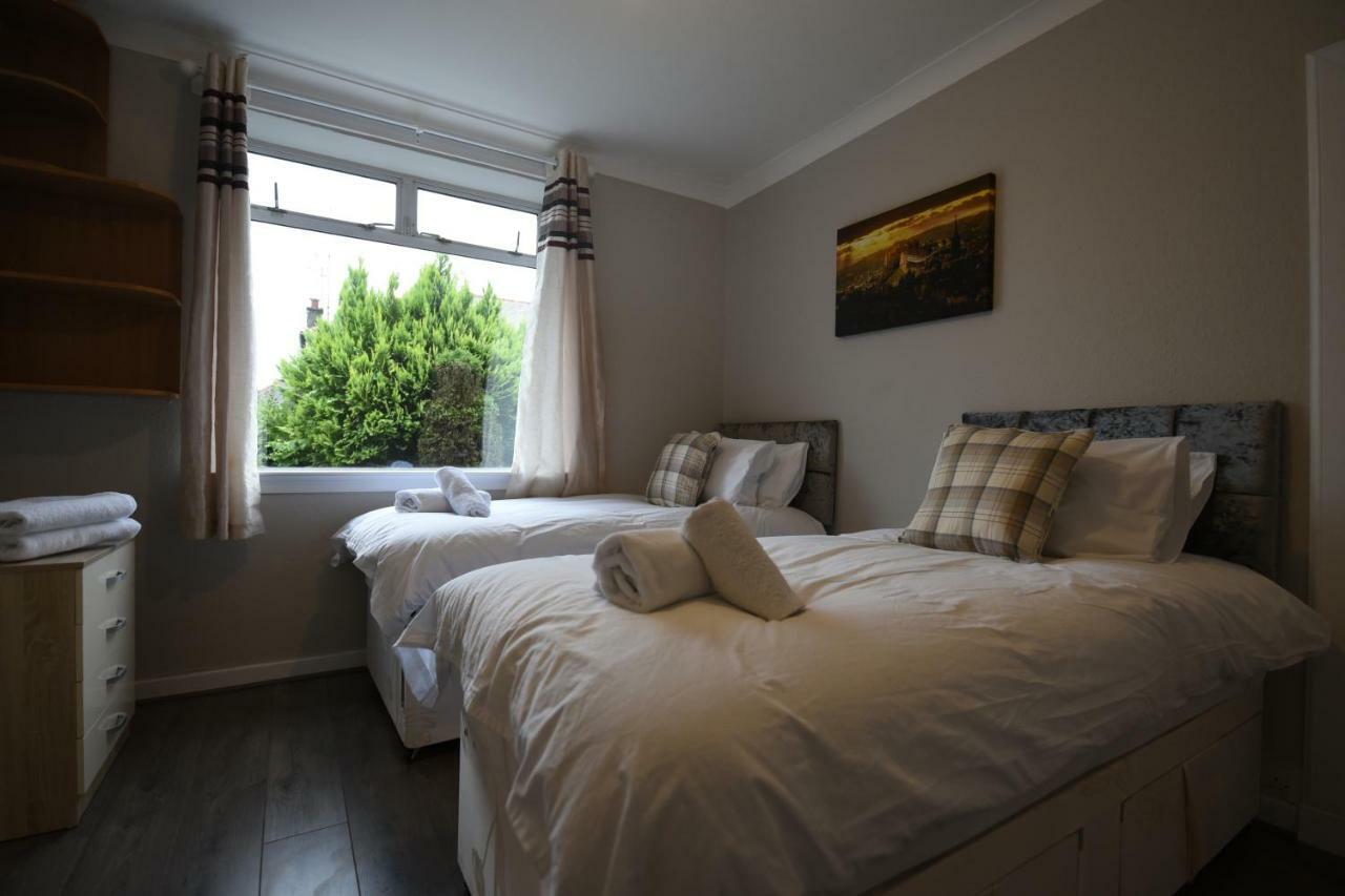 Sighthill 3 Bedrooms With Private Garden Edinburgh Luaran gambar