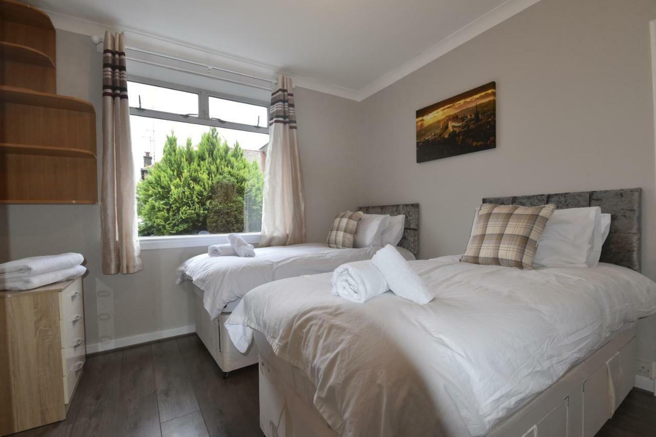 Sighthill 3 Bedrooms With Private Garden Edinburgh Luaran gambar